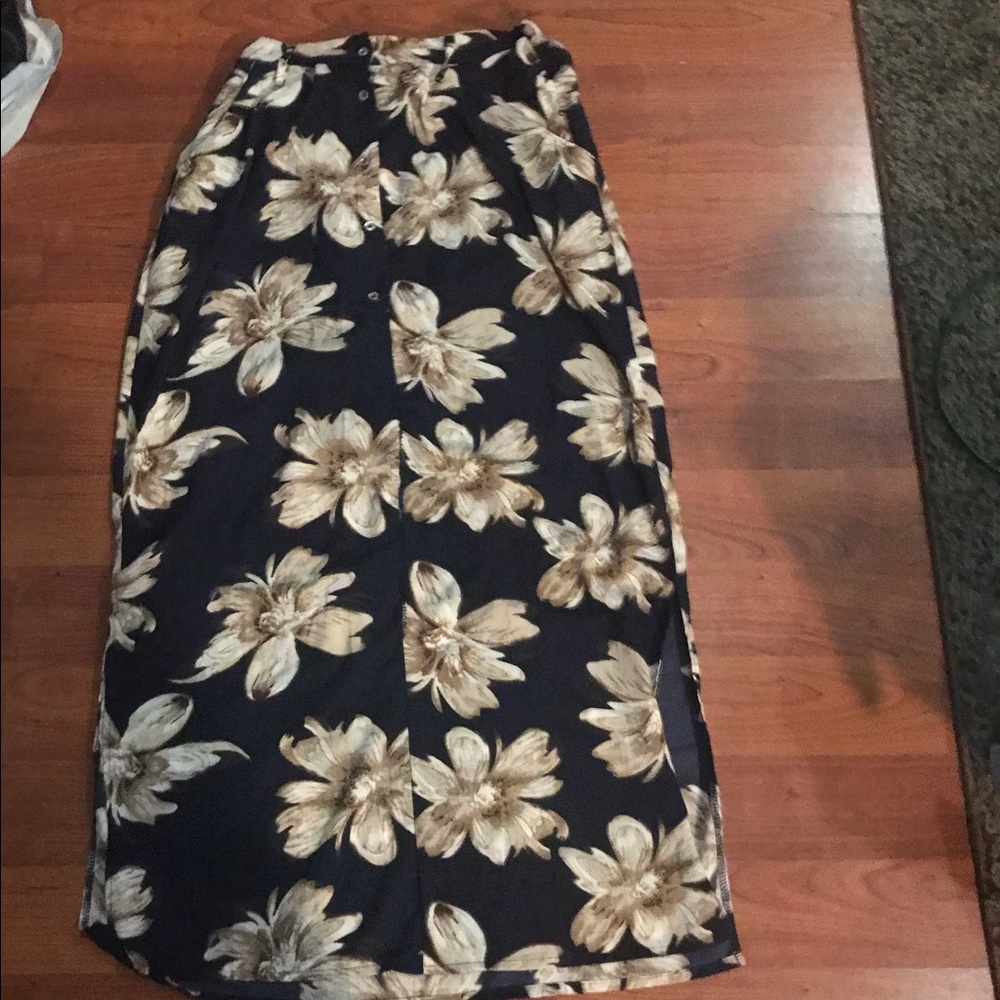 Long skirt